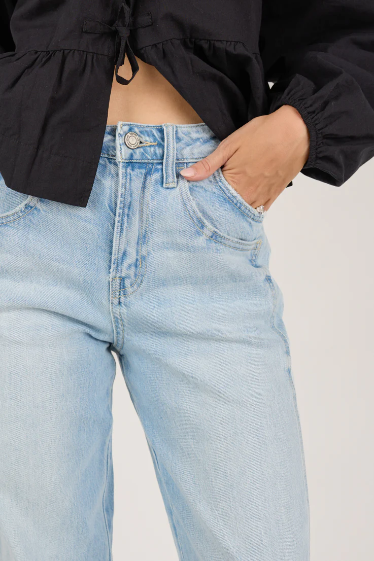 Beacon Hill Jeans - Image 2