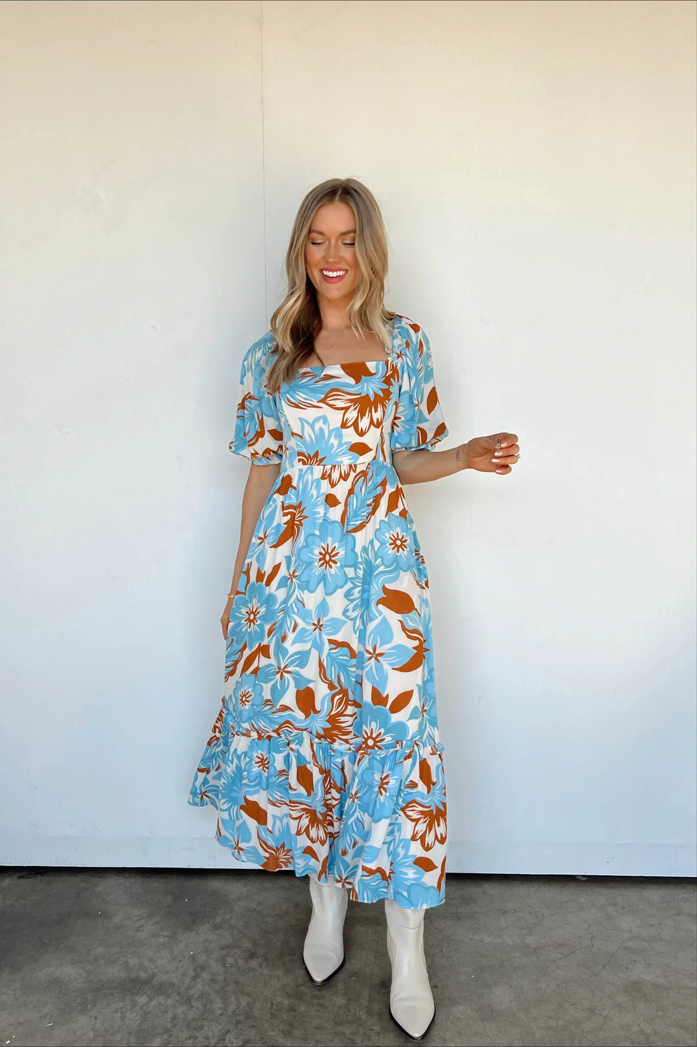 Hawaiian Escape Maxi Dress - Image 4