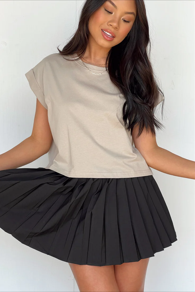 Lillie Tee - Image 5