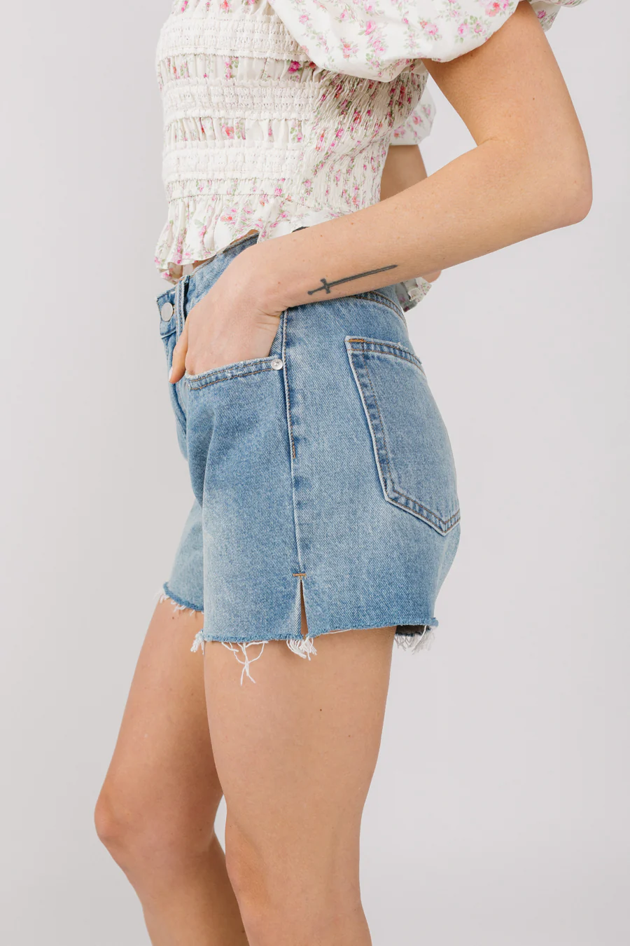 Lydia Denim Shorts - Image 3