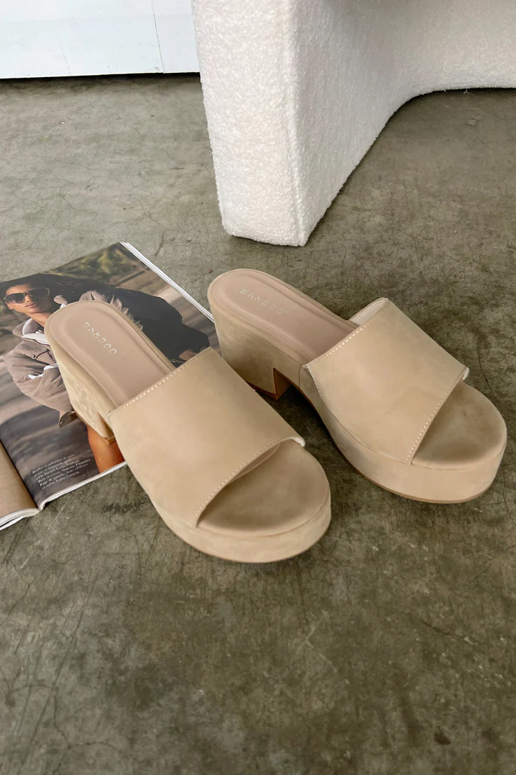 Wannabe Platform Sandals - Image 2